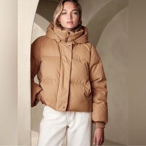 Banana Republic Alps Puffer Jacket - NEW - Women’s Size M - Classic Camel